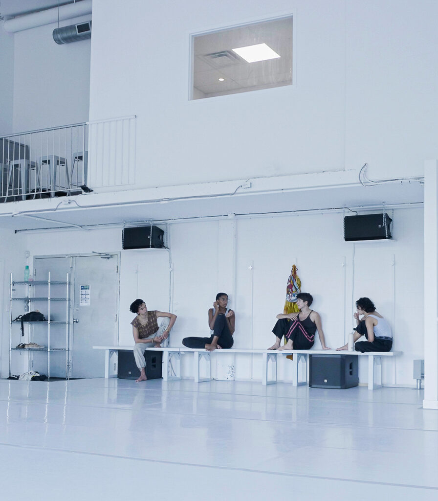 Studio pour répétitions de danse et productions audiovisuelles